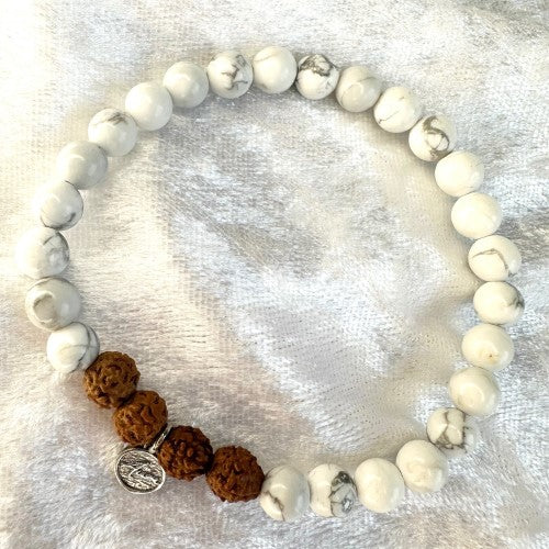 Howlite Solid Rudraksha Bracelet